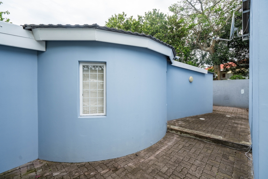 4 Bedroom Property for Sale in West Bank Eastern Cape